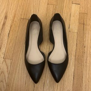 NWT Nine West black pointy flats
